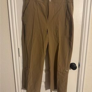 CAbi Women’s Brown Cargo Pants